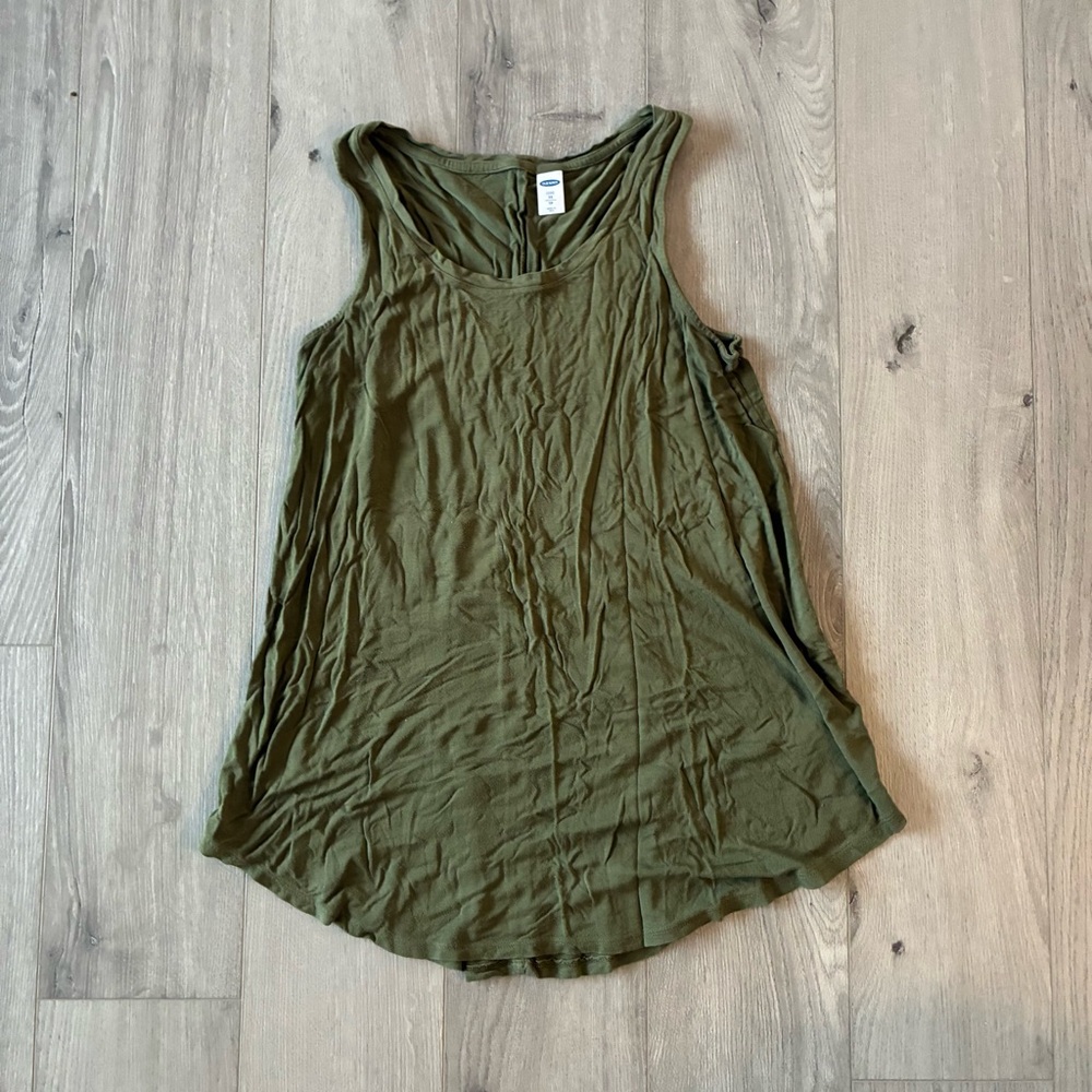 Old Navy Women’s Olive Green Racerback Tank Top